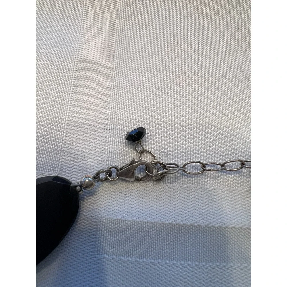 Vintage Beaded Necklace Black and Green jewelry‎